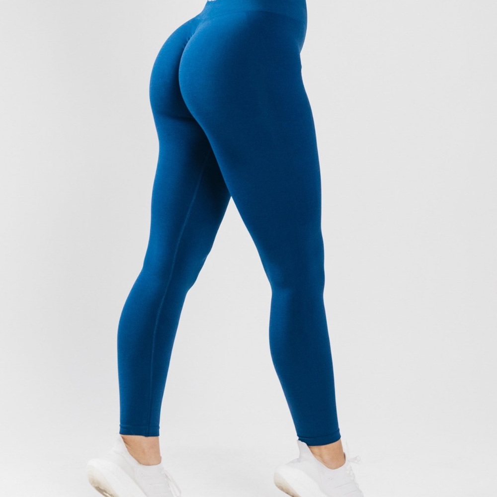 Amplify leggings